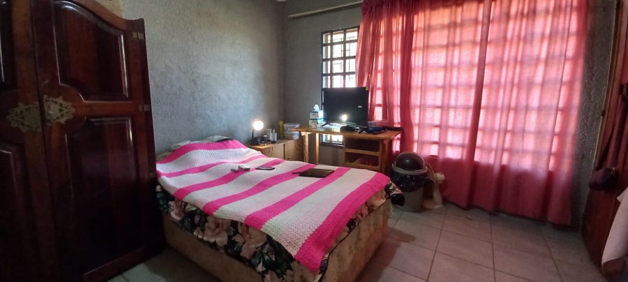 3 Bedroom Property for Sale in Roosheuwel North West